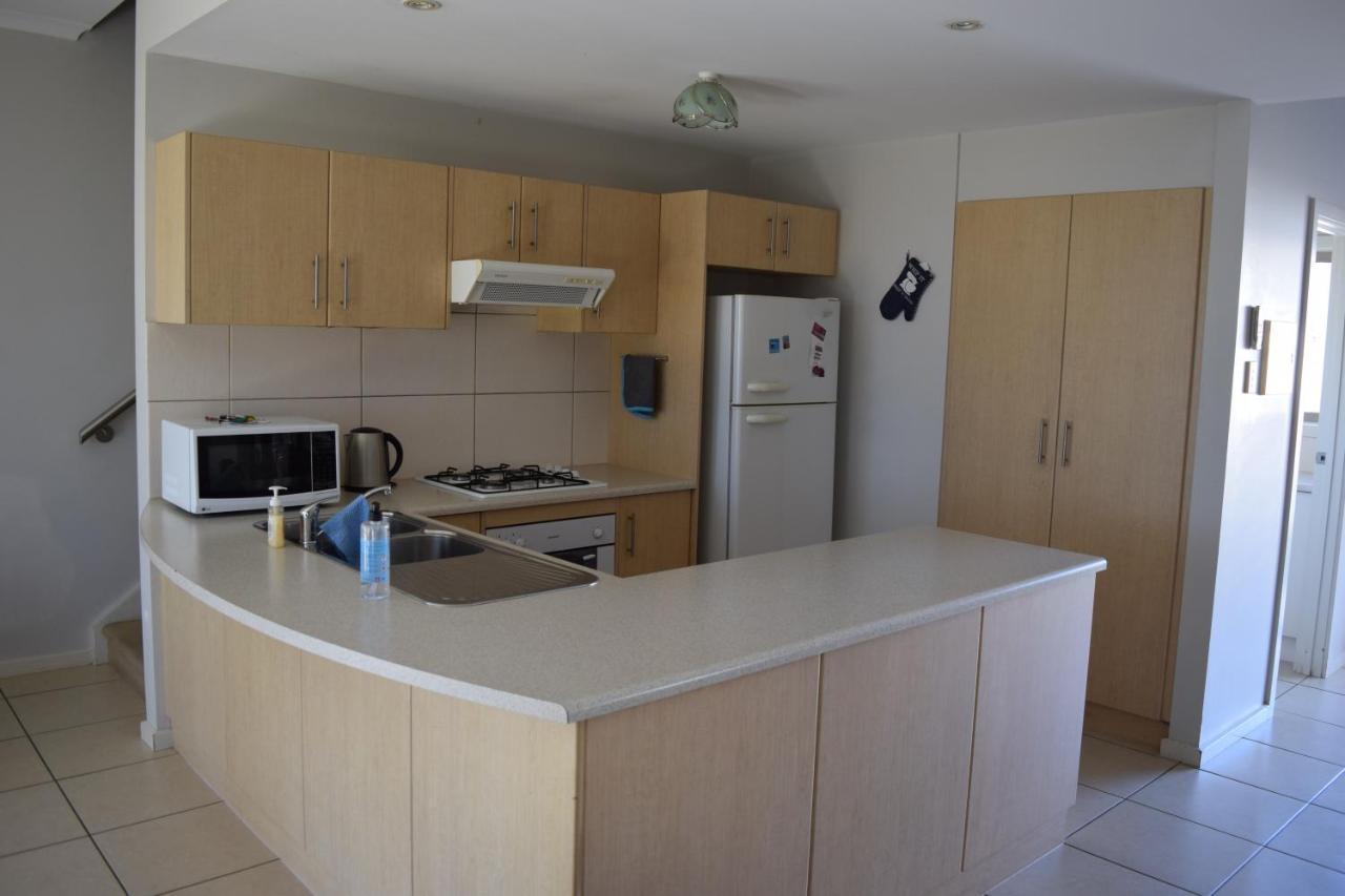 Christies Seahorse Holiday Townhouses Port Noarlunga ภายนอก รูปภาพ